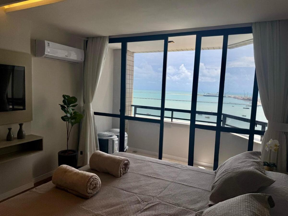 Apartamento Flat Com Varanda Frente Mar - Golden *