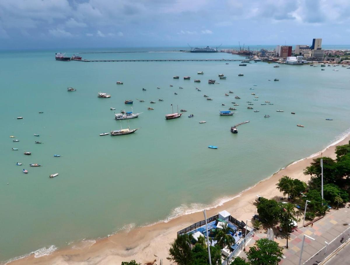 Flat Com Varanda Frente Mar - Golden Fortaleza (Ceara)