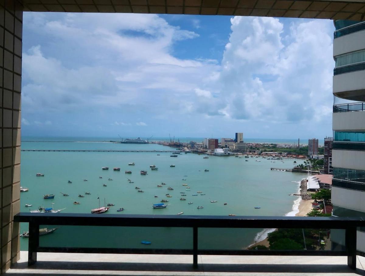 Apartamento Flat Com Varanda Frente Mar - Golden