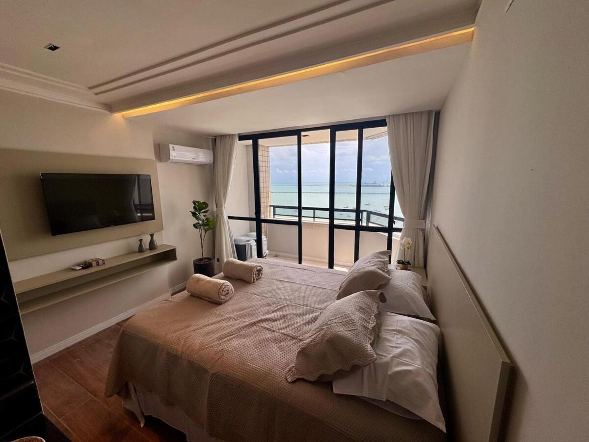 Apartamento Flat Com Varanda Frente Mar - Golden